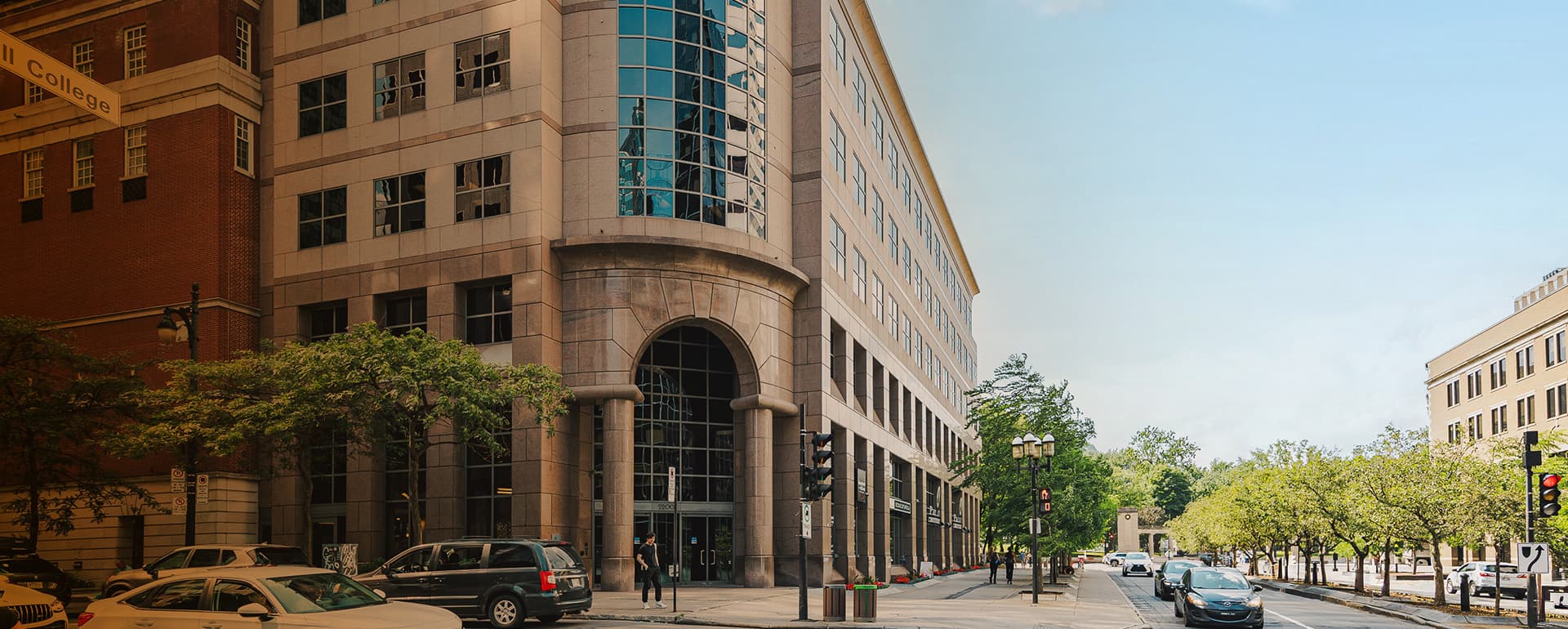 2200 McGill College